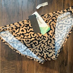 Todd Sanfield Men's Animal Print Essential Endurance Briefs